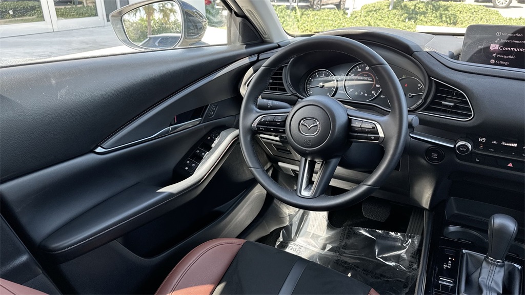2024 Mazda CX-30 2.5 Carbon Turbo photo 21