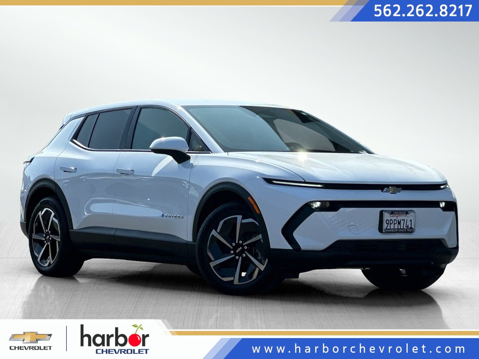 2025 Chevrolet Equinox EV LT's photo