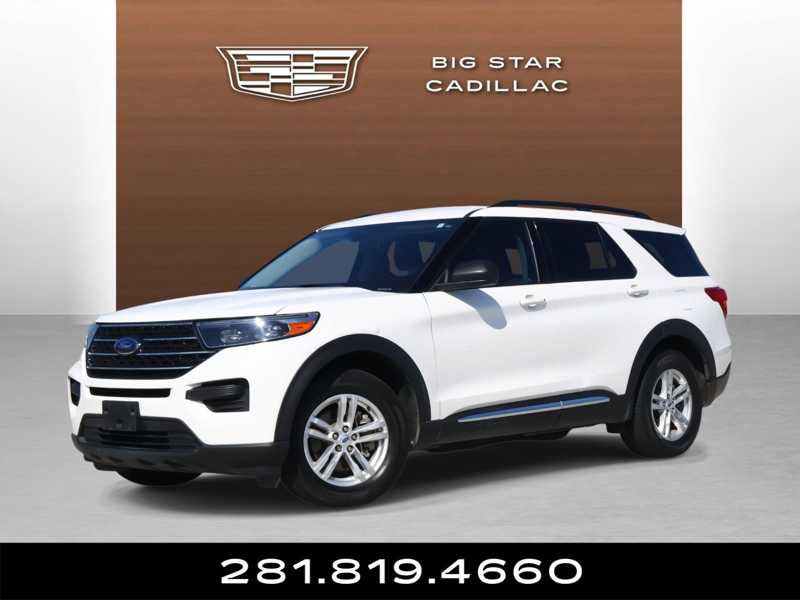 2023 Ford Explorer XLT's photo