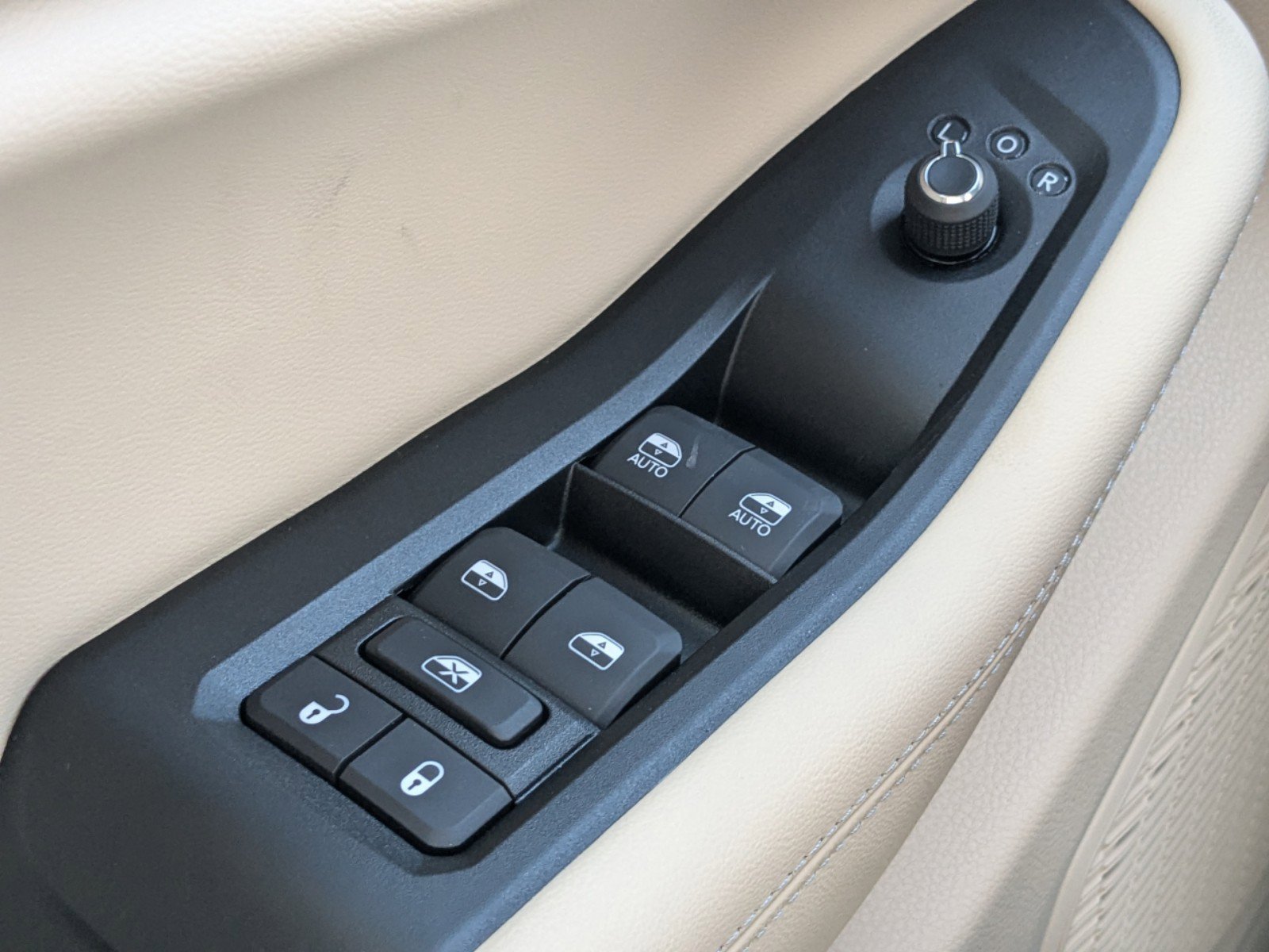 2025 Jeep Grand Cherokee Limited photo 25