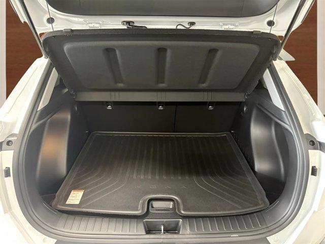 2025 Hyundai Kona SEL photo 21