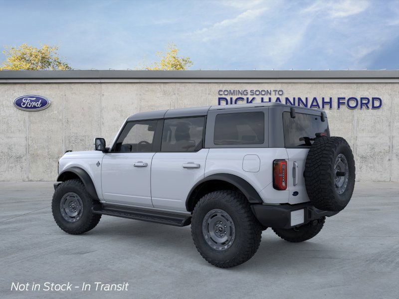 2025 Ford Bronco Outer Banks photo 4