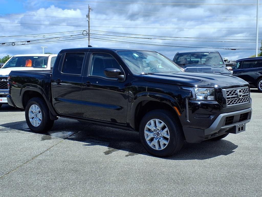2023 Nissan Frontier SV photo 2
