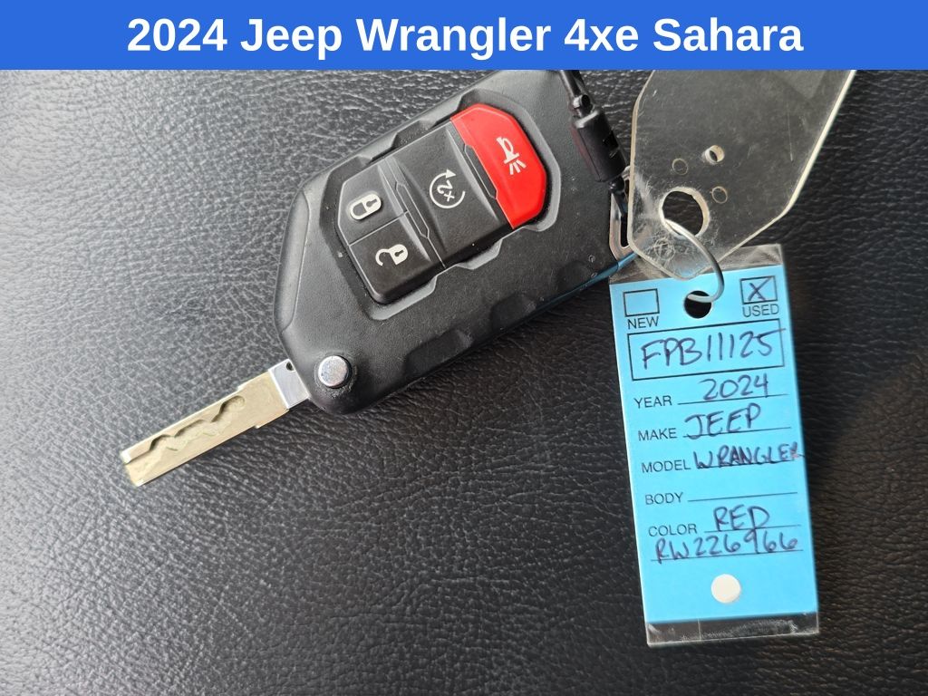 2024 Jeep Wrangler Sahara 4xe photo 27
