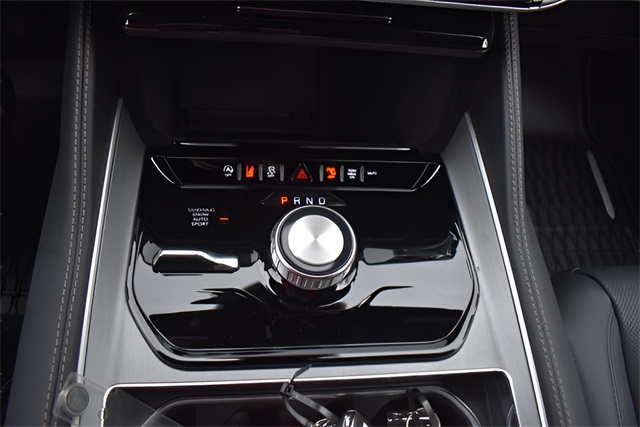 2025 Jeep Wagoneer Base photo 27