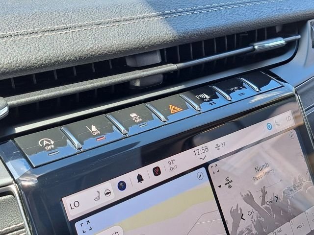 2023 Jeep Grand Cherokee Limited photo 11