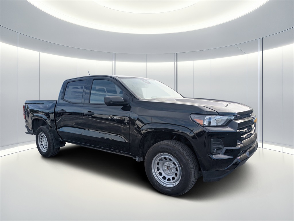 2025 Chevrolet Colorado Work Truck's photo