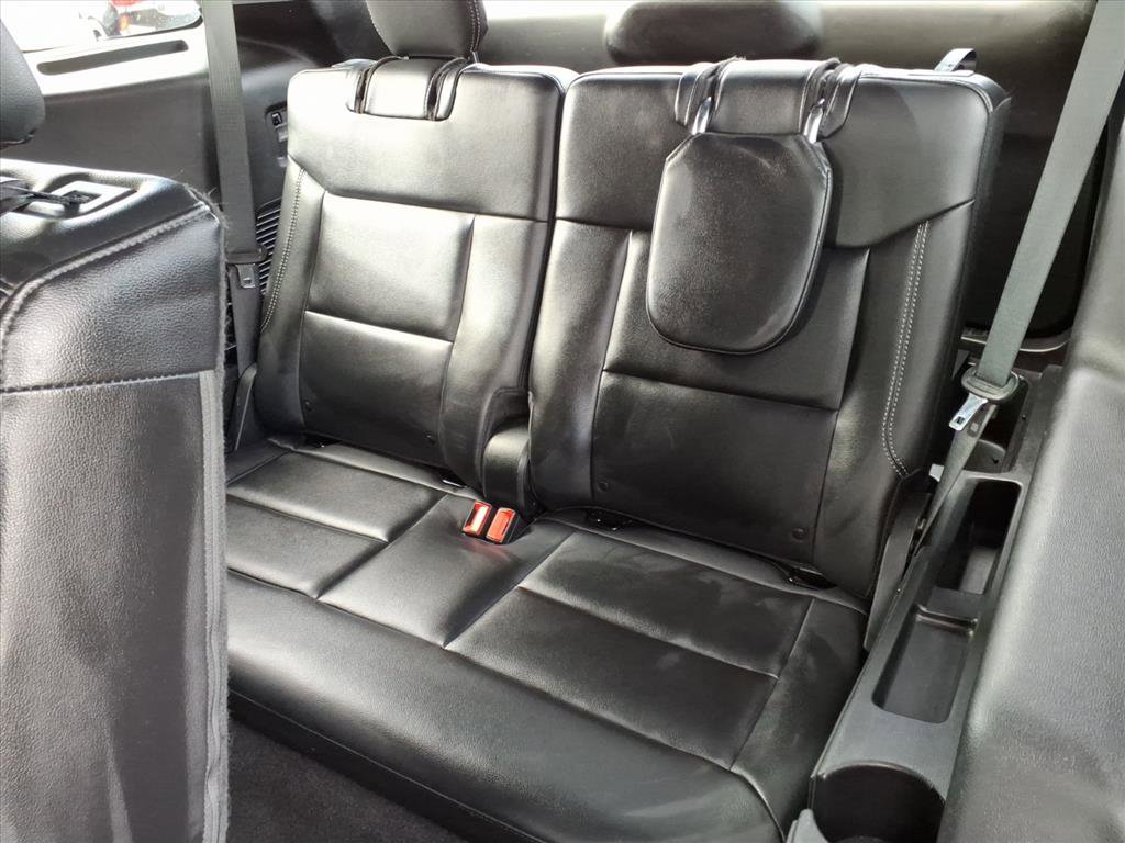 2023 Ford Explorer Limited photo 2