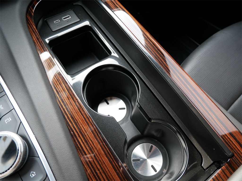 2023 Cadillac Escalade Premium Luxury photo 23