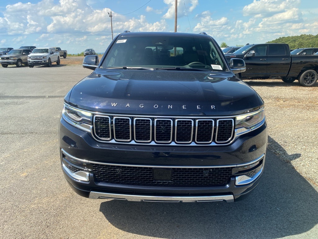 2025 Jeep Wagoneer Series III photo 2