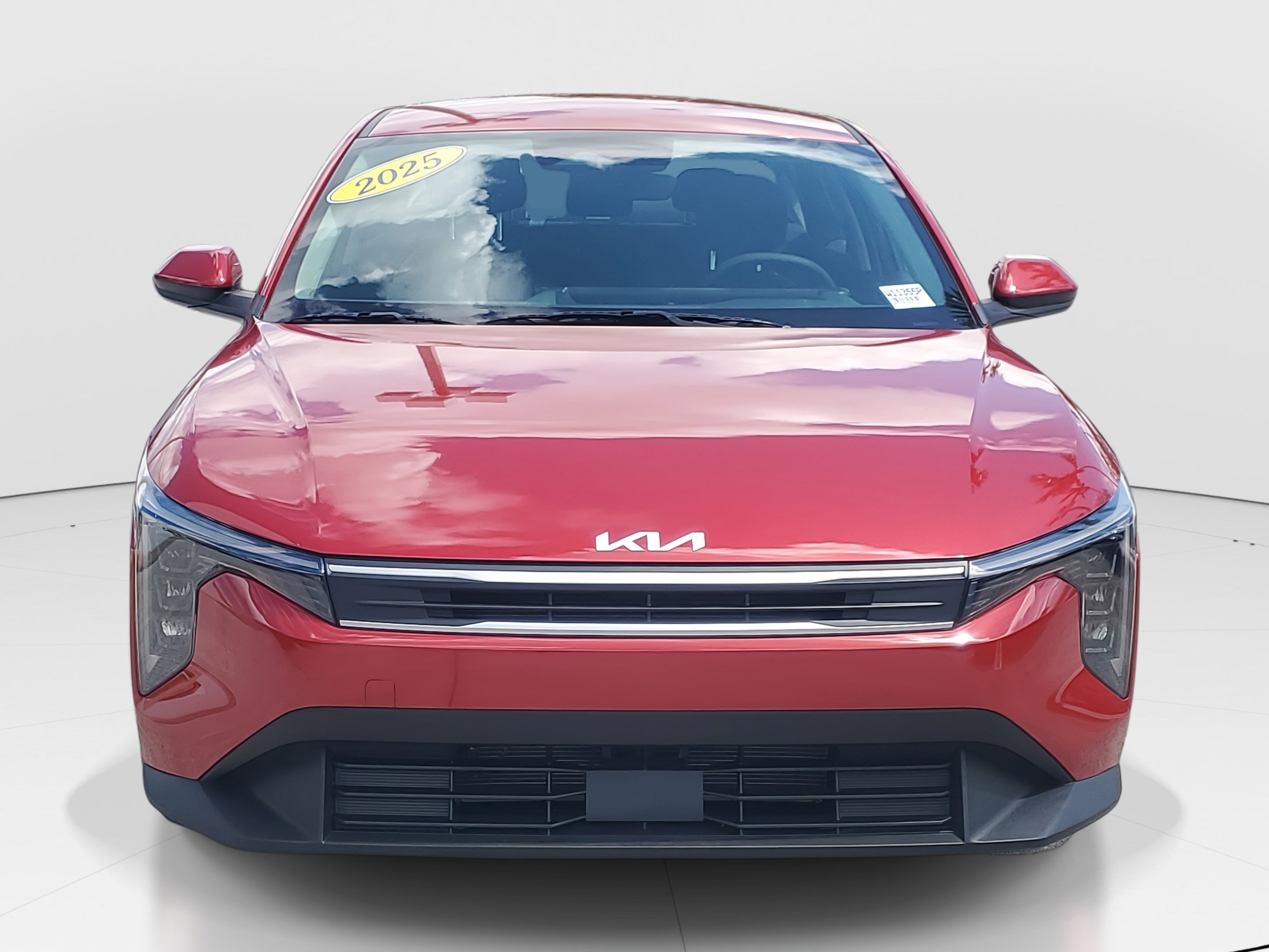 2025 Kia K4 LXS photo 3