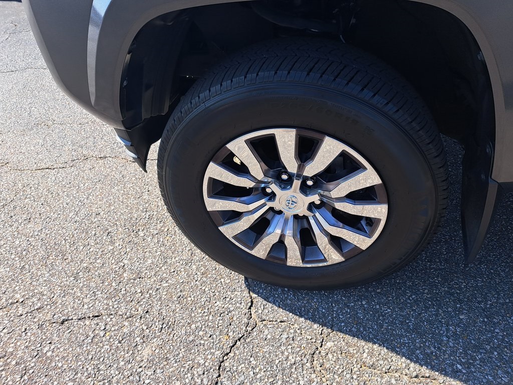 2023 Toyota Tacoma Limited photo 27