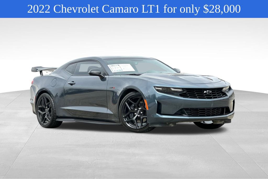 2022 Chevrolet Camaro LT1's photo