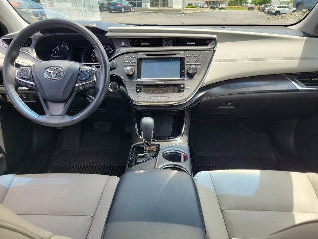 2018 Toyota Avalon XLE Premium photo 9