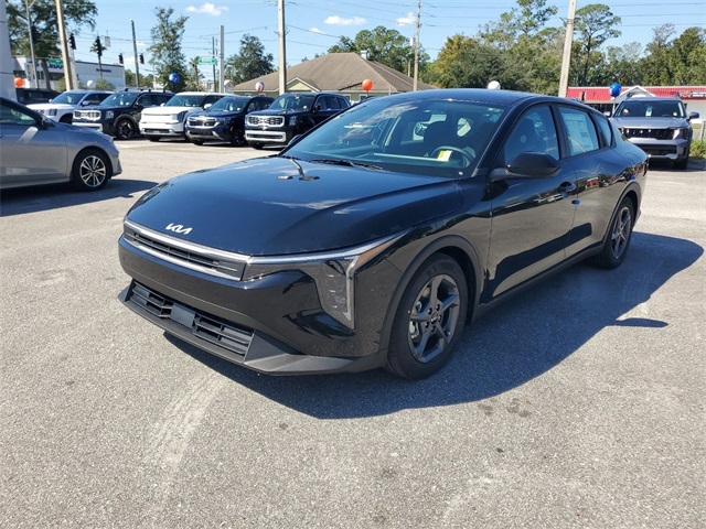 2025 Kia K4 LXS photo 5