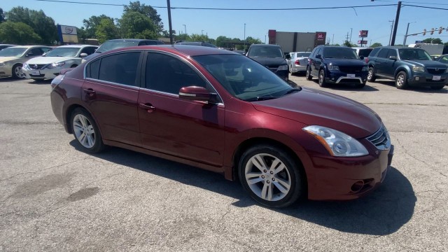 2011 Nissan Altima SR