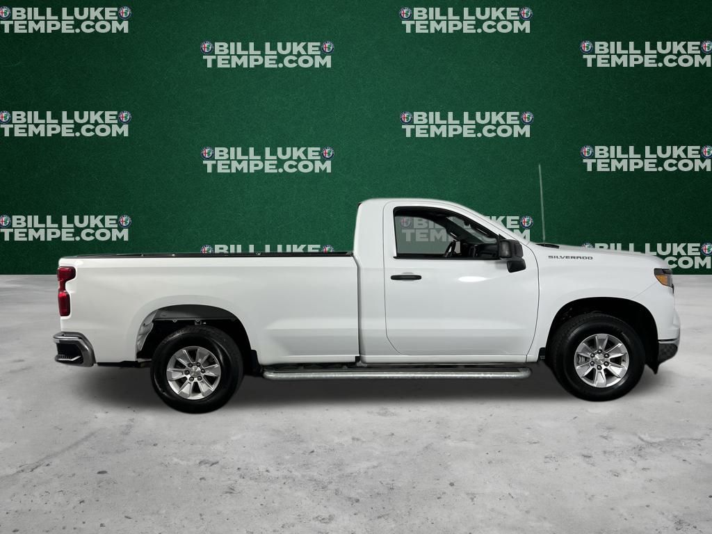 2024 Chevrolet Silverado 1500 photo 2