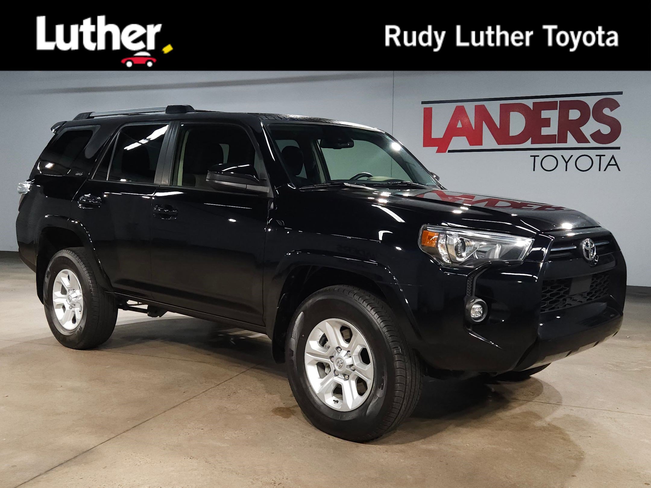 2024 Toyota 4Runner SR5's photo