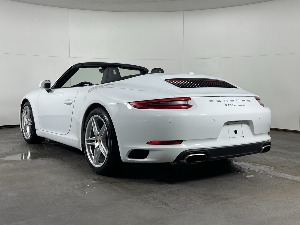 2017 Porsche 911 Cabriolet photo 15