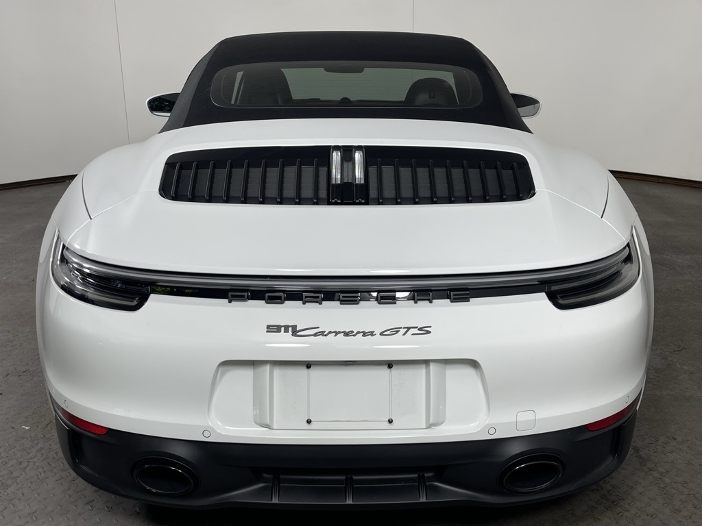 2023 Porsche 911 GTS photo 6