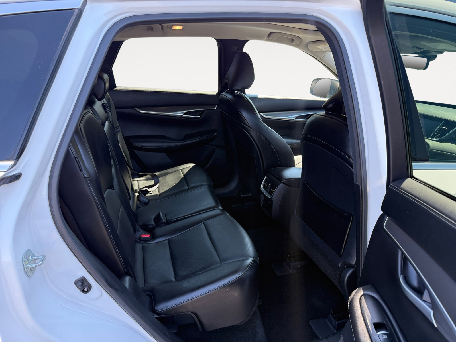 2024 Infiniti QX50 Luxe photo 18