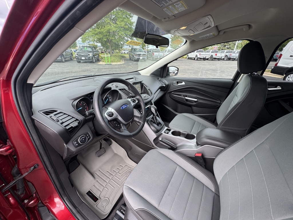 2016 Ford Escape SE photo 9