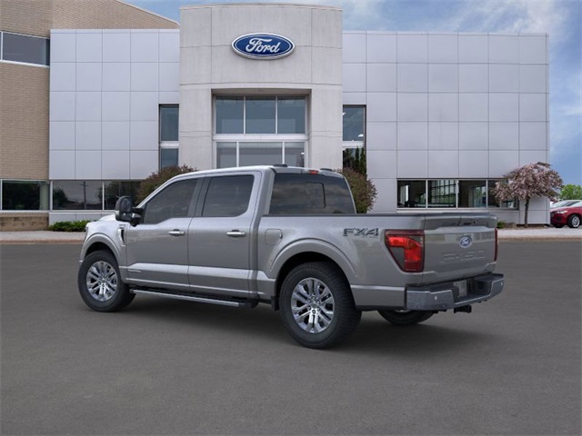 2025 Ford F-150 XLT photo 4