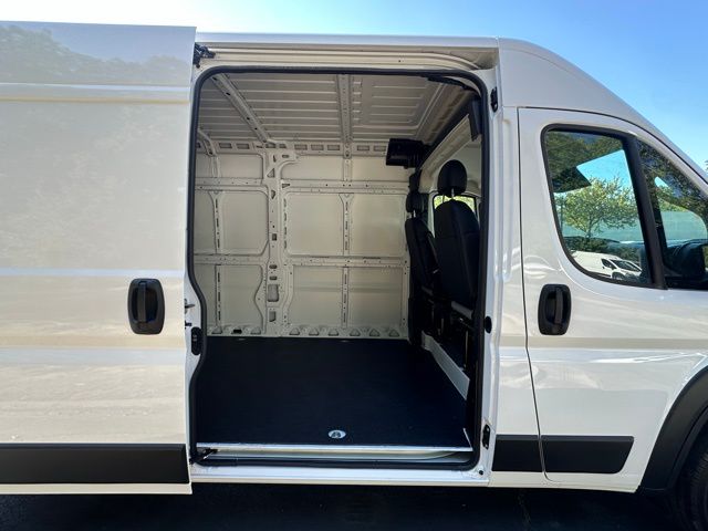 2025 Ram ProMaster 2500 Cargo Van photo 7