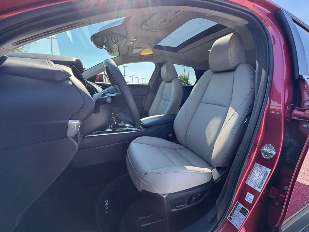 2024 Mazda CX-30 2.5 S Preferred photo 18
