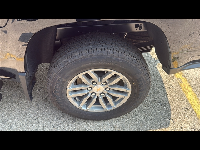 2025 Chevrolet Colorado Work Truck LT photo 28