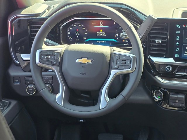 2026 Chevrolet Silverado photo 12