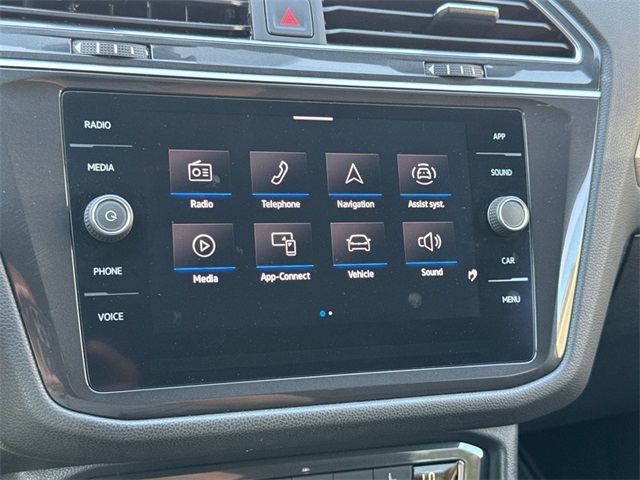 2021 Volkswagen Tiguan SE R-Line Black photo 4
