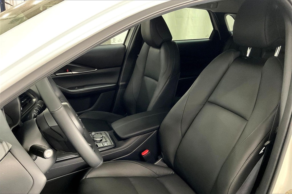 2026 MAZDA CX-30 - Image 8