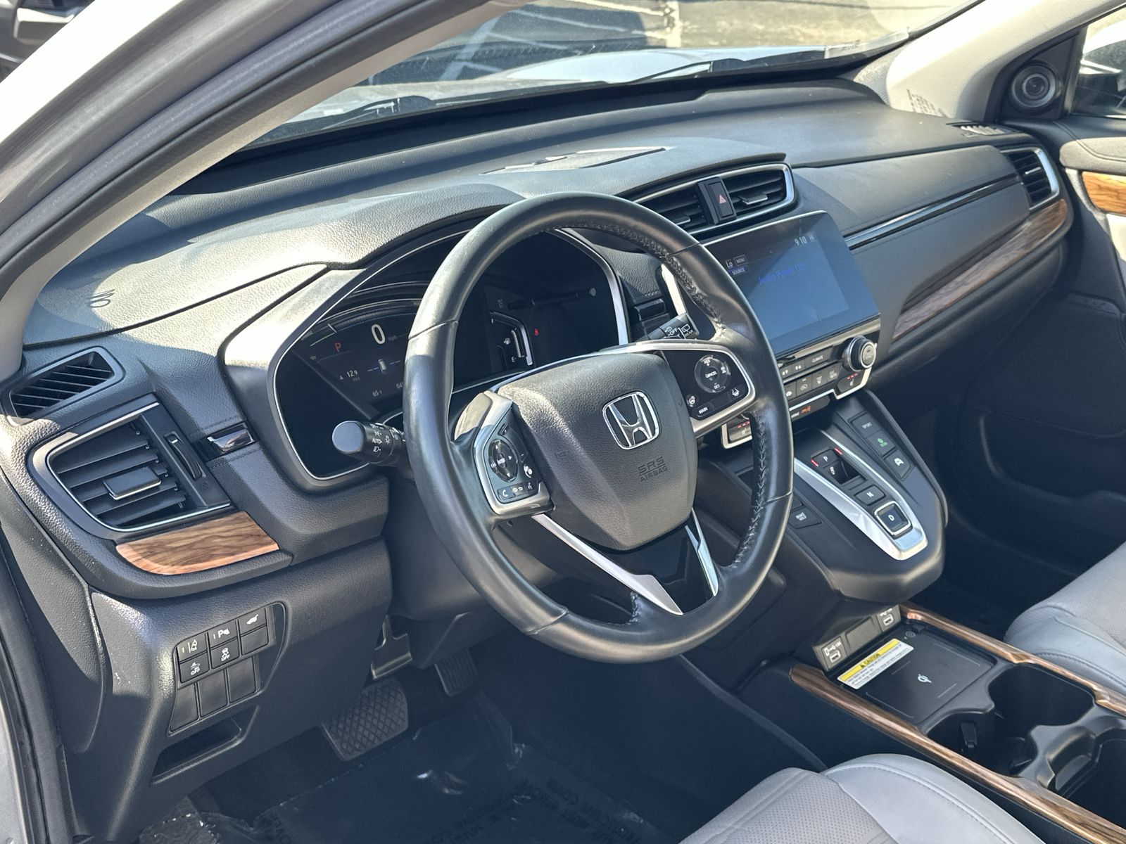 2022 Honda CR-V Hybrid Touring photo 2