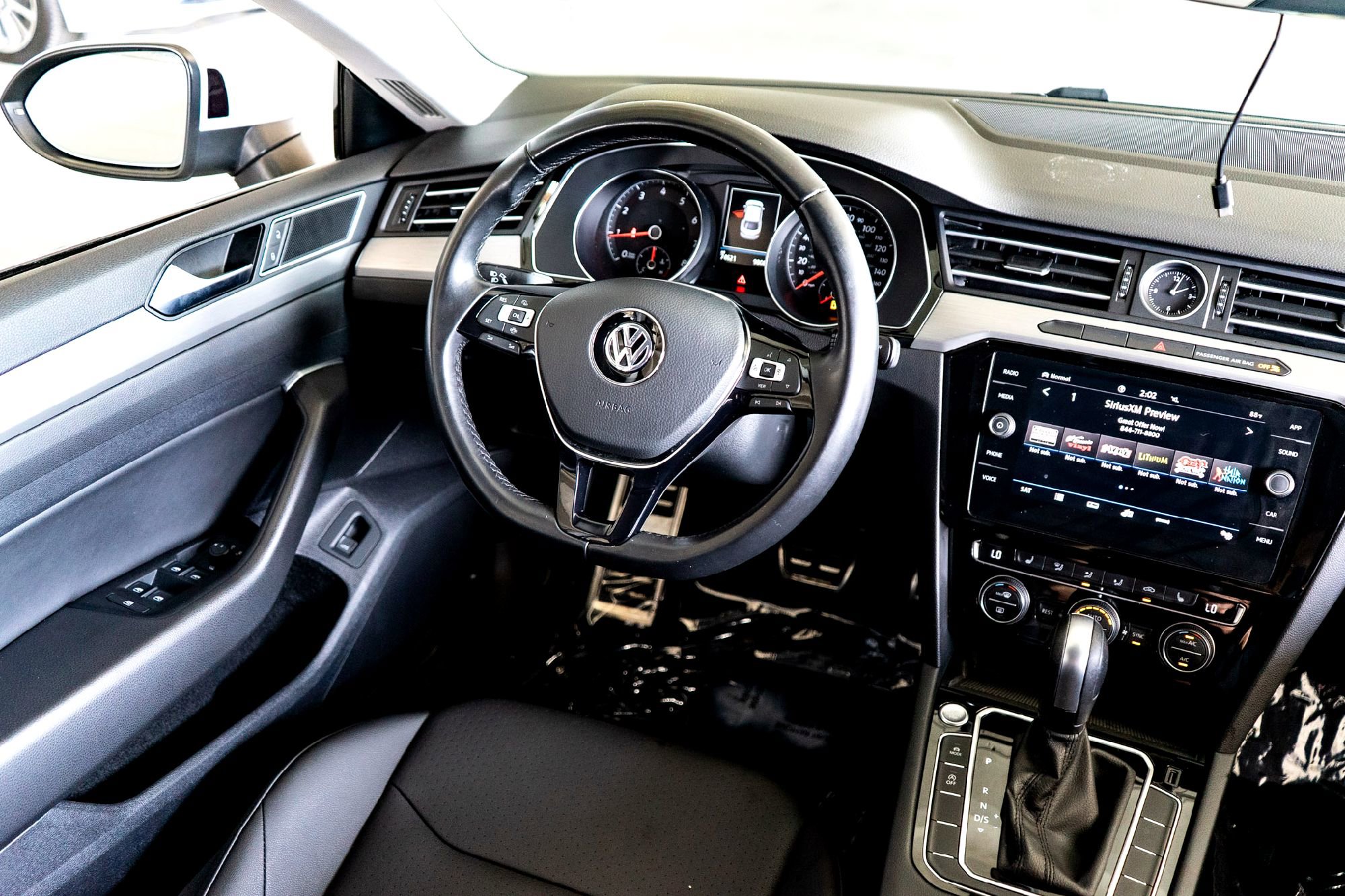 2020 Volkswagen Arteon SE photo 21