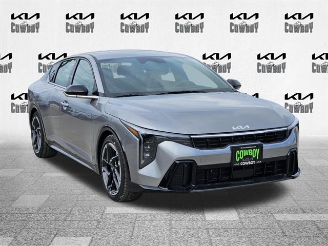 2025 Kia K4 GT-Line's photo