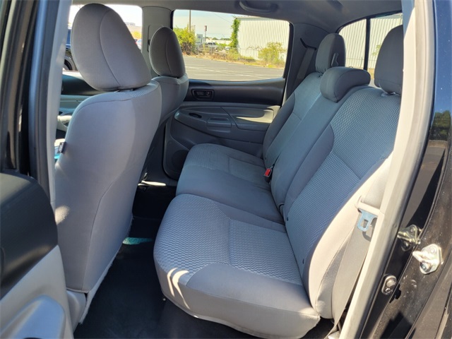 2015 Toyota Tacoma PreRunner V6 photo 8