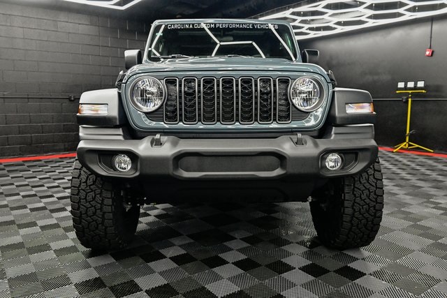 2025 Jeep Wrangler Sport photo 2