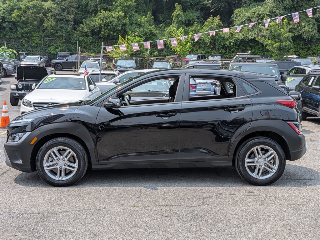 2023 Hyundai Kona SE photo 4