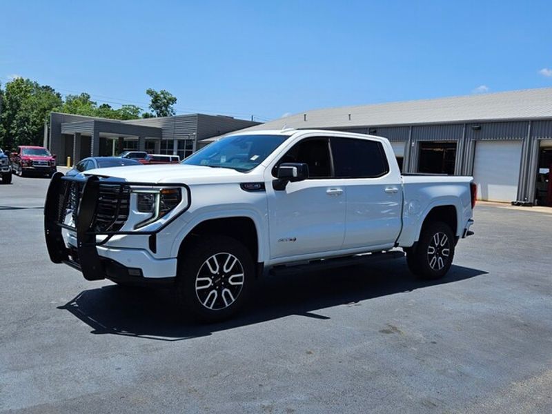 2024 Gmc Sierra 1500 AT4 photo 3
