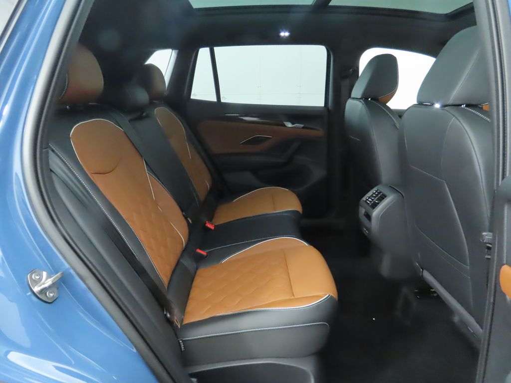 2025 Volkswagen Tiguan SEL R-Line Black photo 21