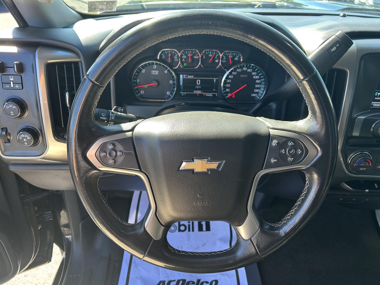 2018 Chevrolet Silverado 2500HD LT photo 18