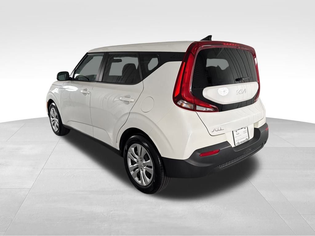 2022 Kia Soul LX photo 13
