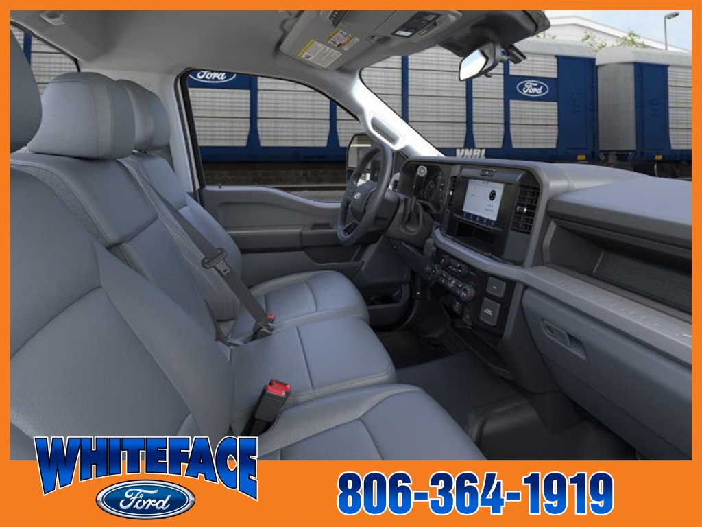 2025 Ford F-350 photo 9