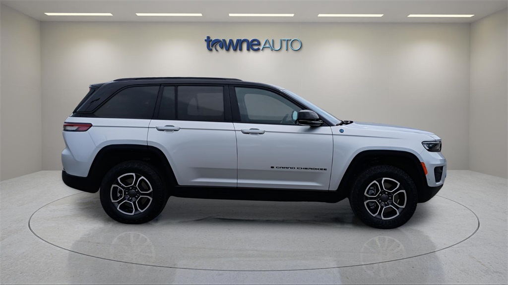 2022 Jeep Grand Cherokee Trailhawk 4xe photo 6