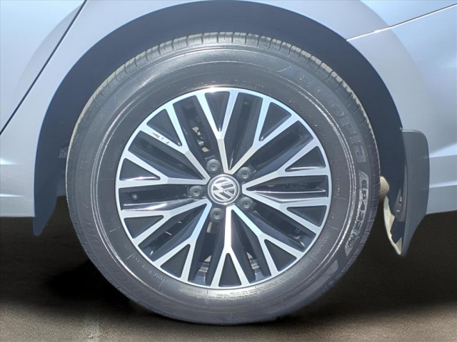 2021 Volkswagen Jetta SE photo 8