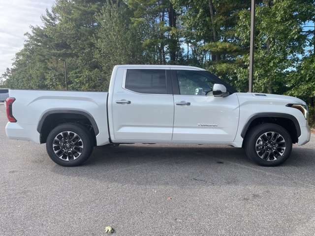2026 Toyota Tundra Limited CrewMax photo 4