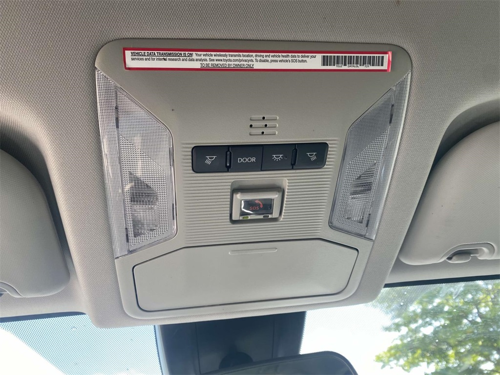 2023 Toyota RAV4 LE photo 21