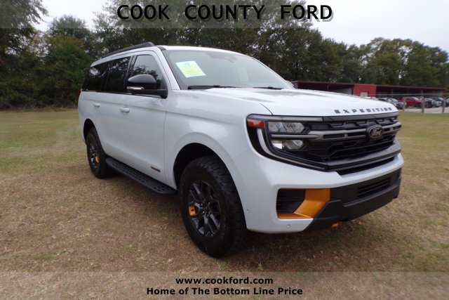 2025 Ford Expedition Tremor's photo