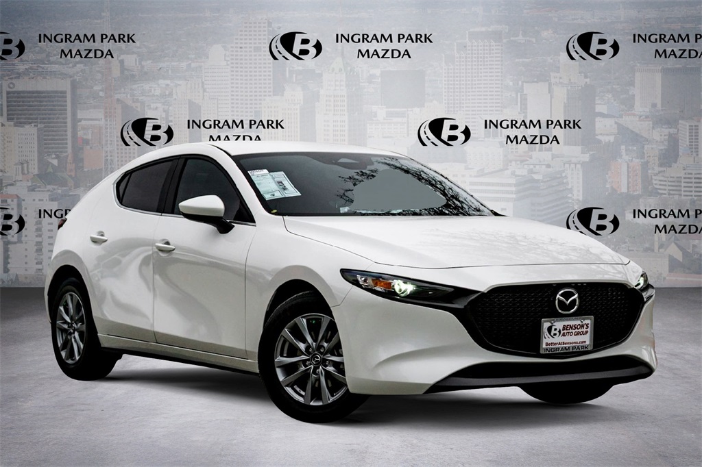 2026 Mazda Mazda3 S's photo